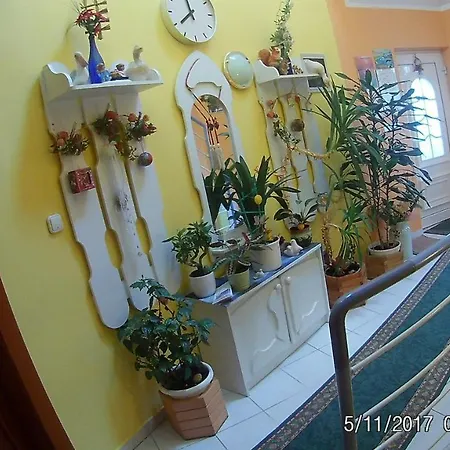 Piroska Apartmanhaz شقة Hévíz